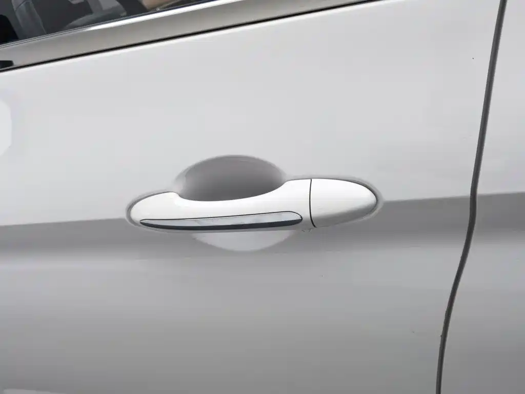 Wuling Hongguang S3 — миниатюра 18