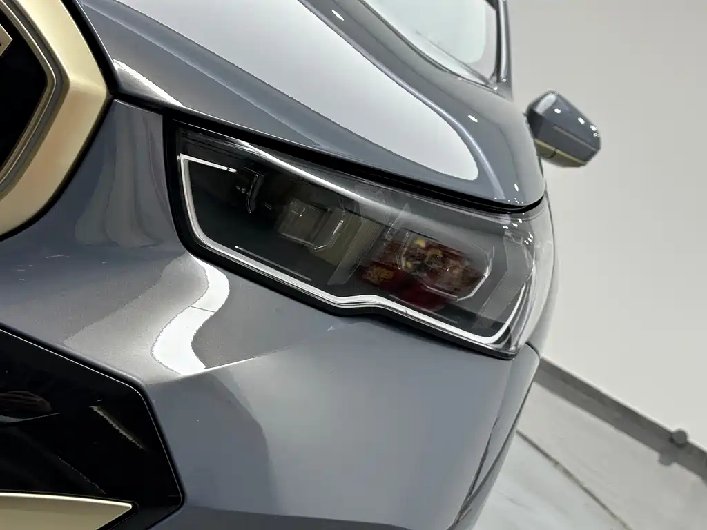 BMW 5 Series — миниатюра 23