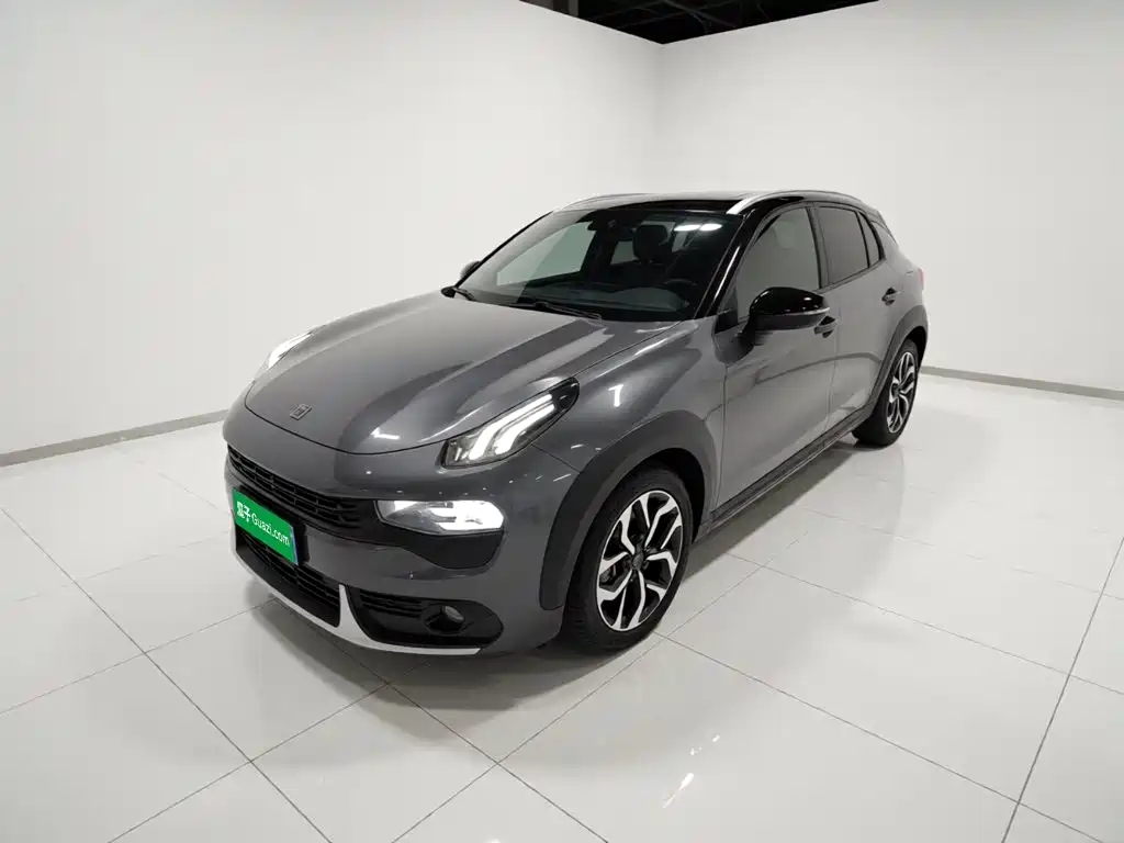 Lynk & Co 02