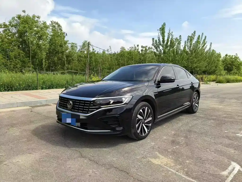 Volkswagen Passat 2023