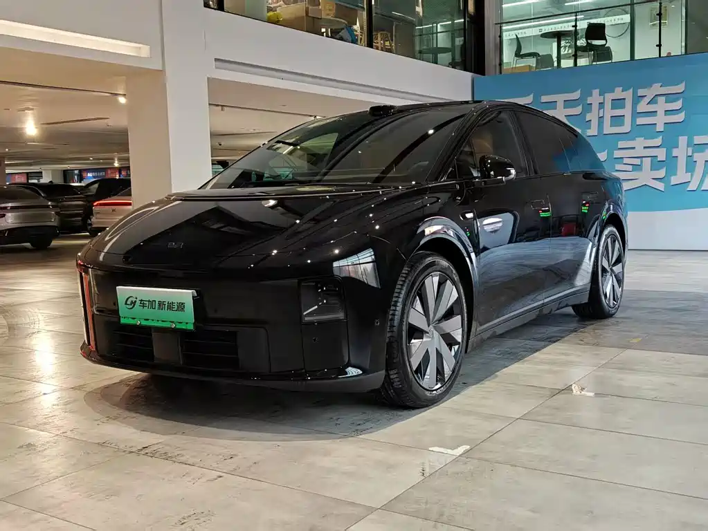 Li Auto 理想i6 2025