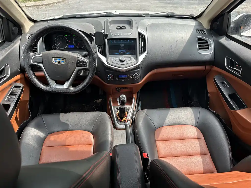 Geely Jingang 2016 1.5L MT Elite