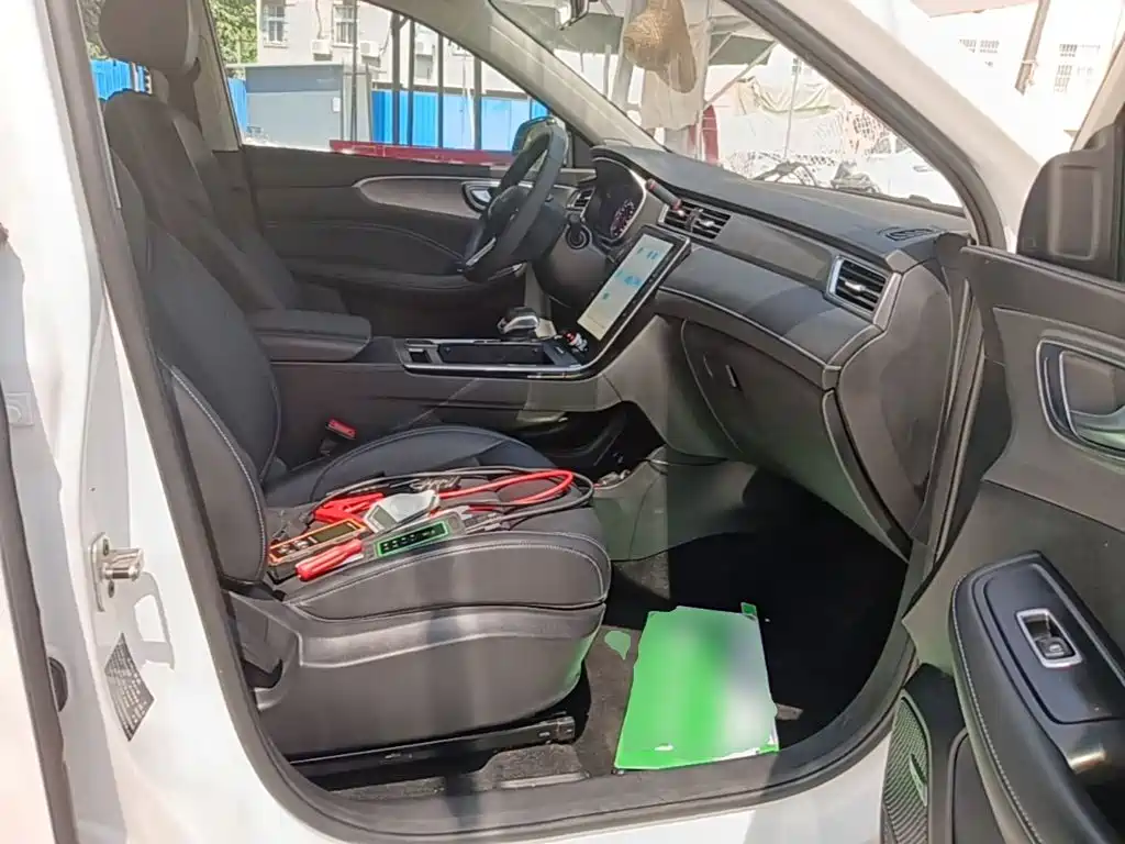 Roewe RX5 — миниатюра 25