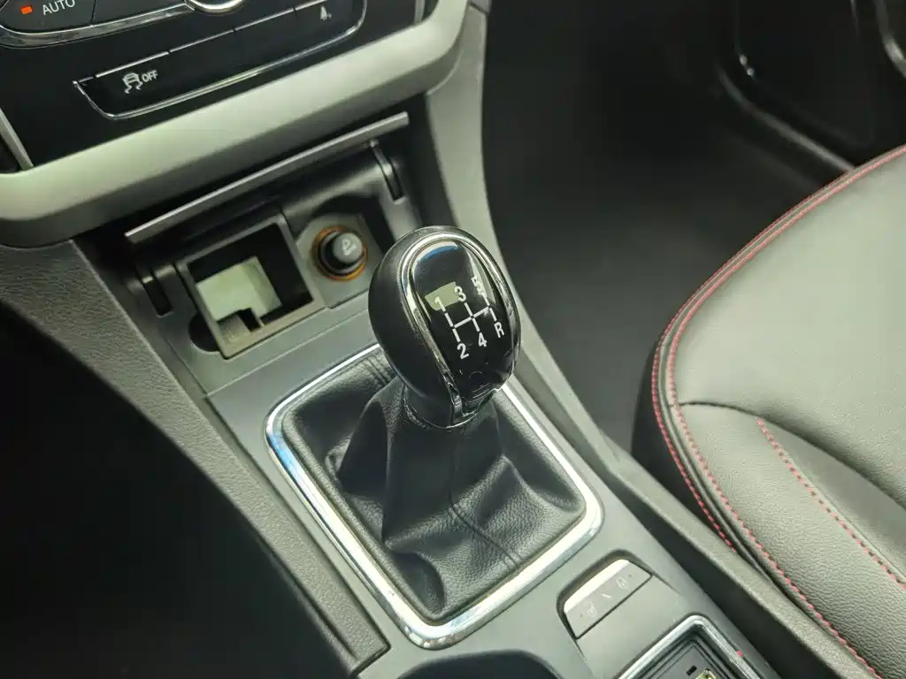 Geely Emgrand — миниатюра 13
