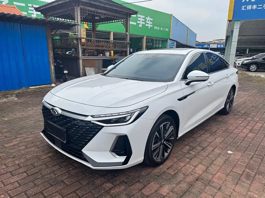 Chery Arrizo 8