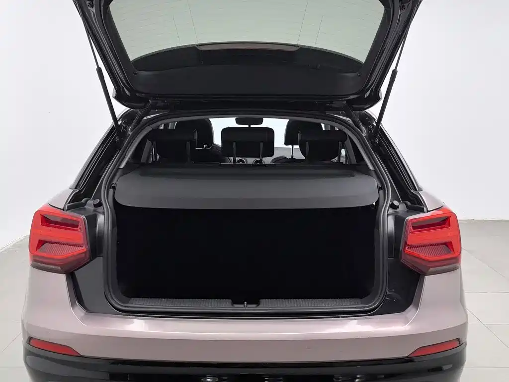 Audi Q2L — миниатюра 16