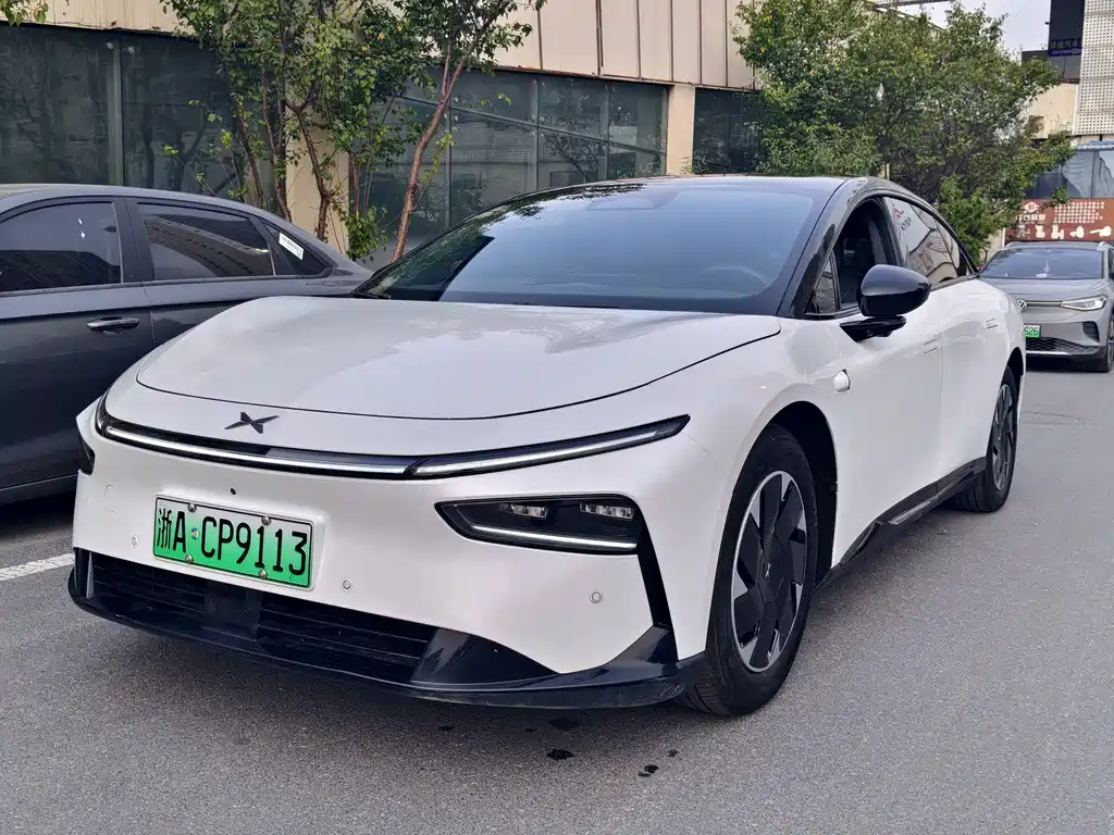 XPeng P7+