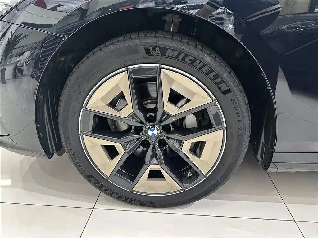 BMW 5 Series 5 2024 530Li Lead M Sport
