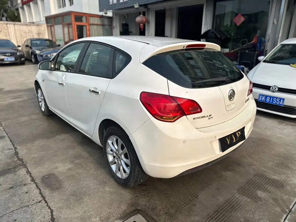 Buick Excelle — миниатюра 6