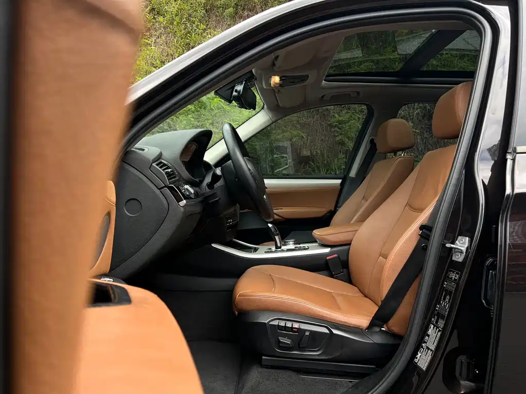 BMW X3 (Import) — миниатюра 14