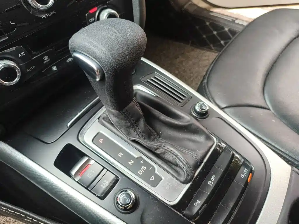Audi A4L — миниатюра 10