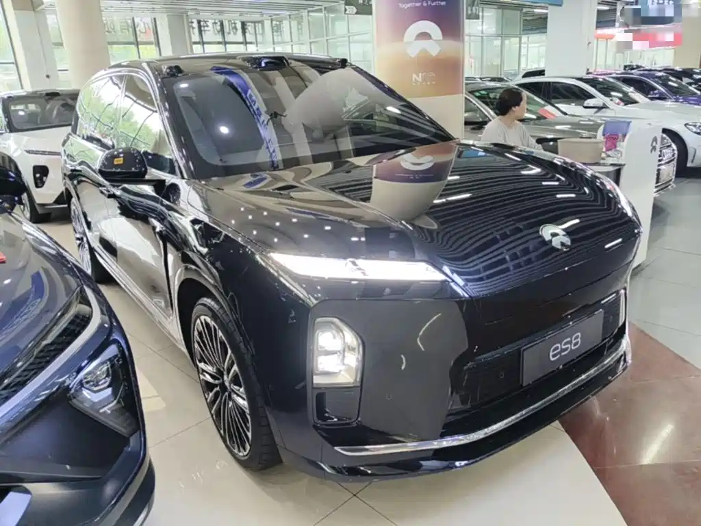 NIO ES8 — миниатюра 4