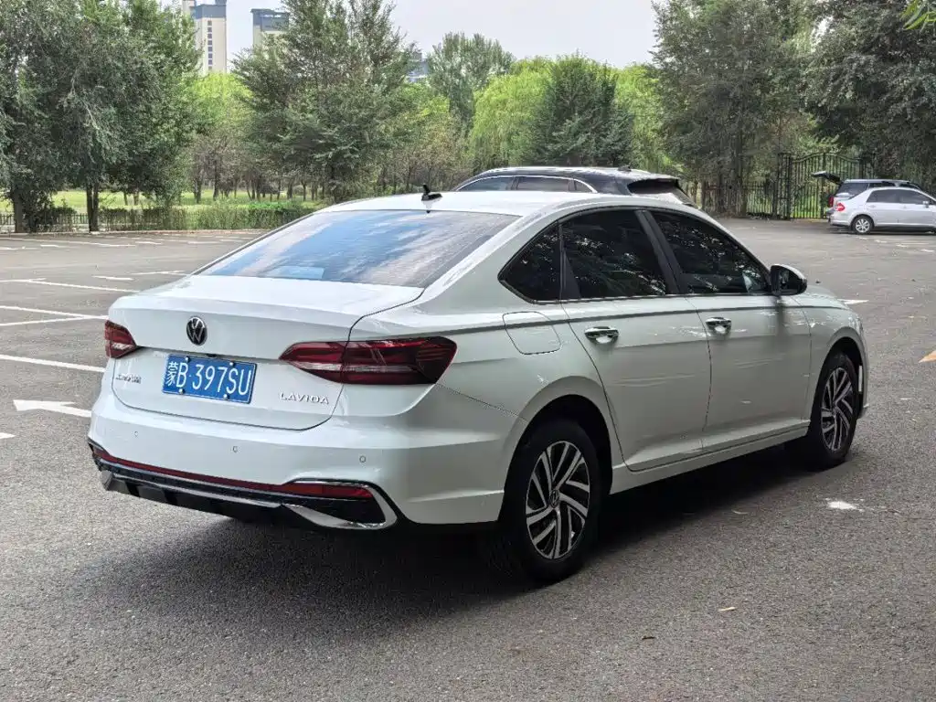 Volkswagen Lavida — миниатюра 11