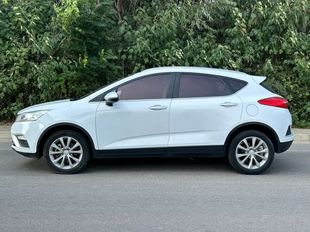 Geely Emgrand GS — миниатюра 3