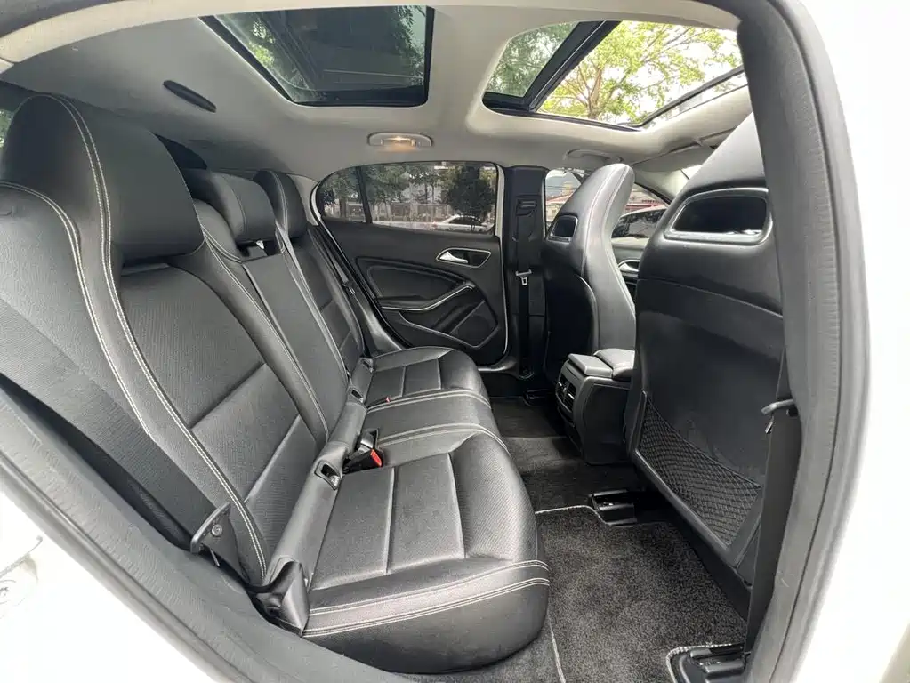 Mercedes-Benz GLA — миниатюра 14