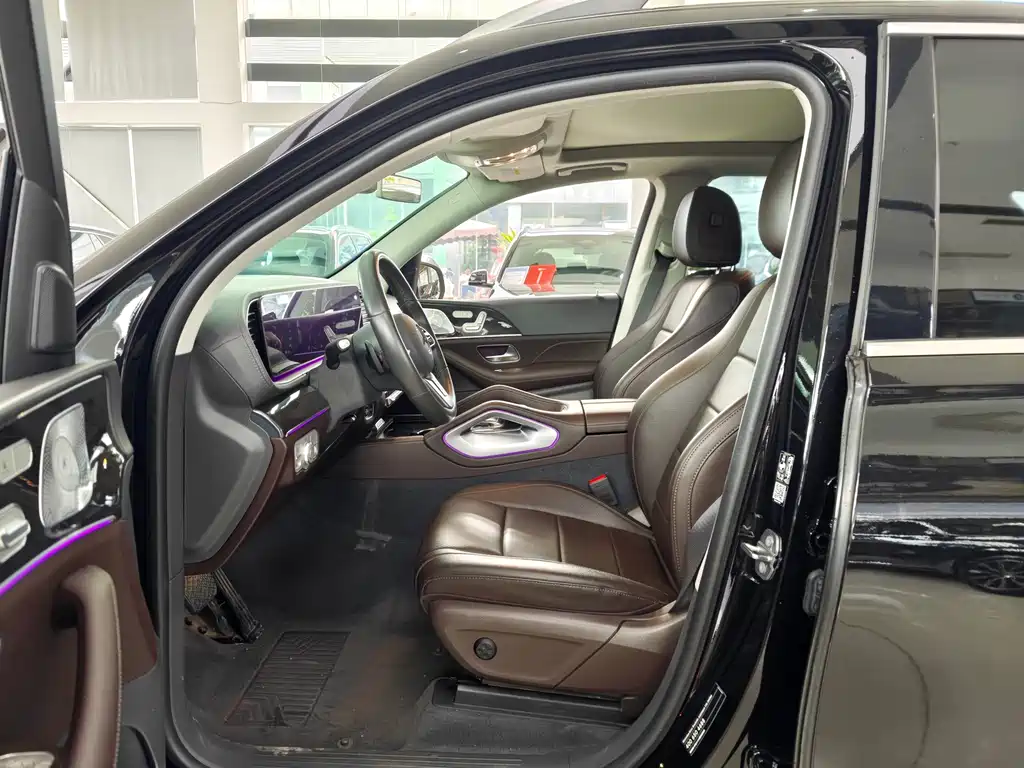 Mercedes-Benz GLE (Import) — миниатюра 16
