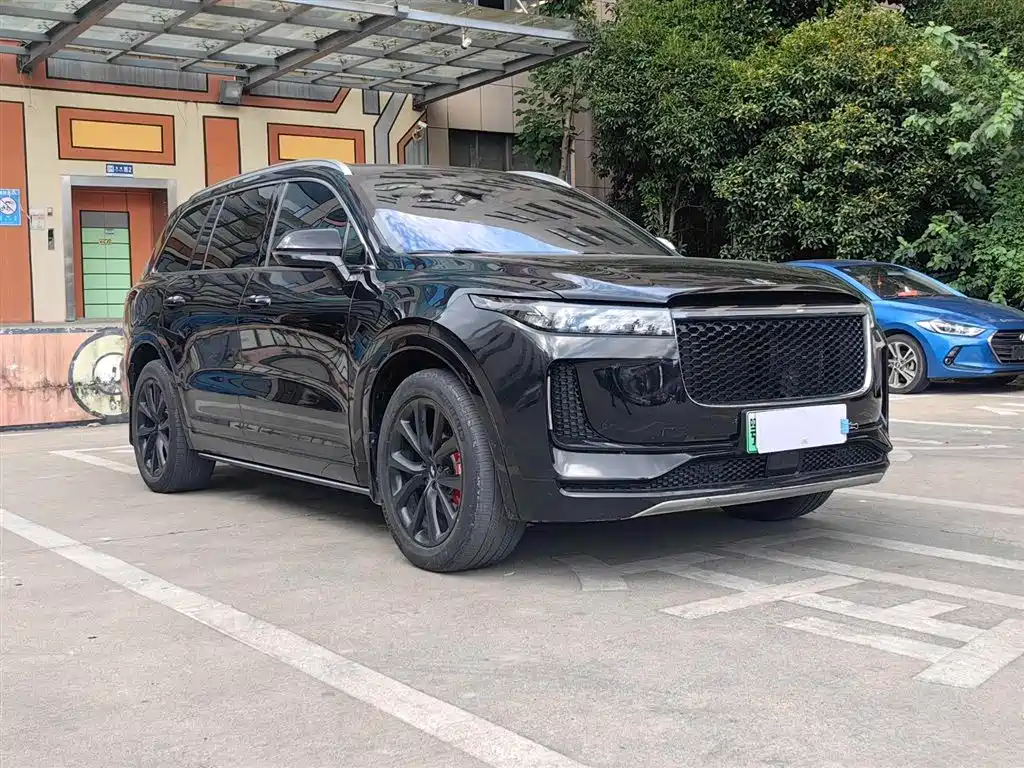 Li Auto ONE 2021 6 мест