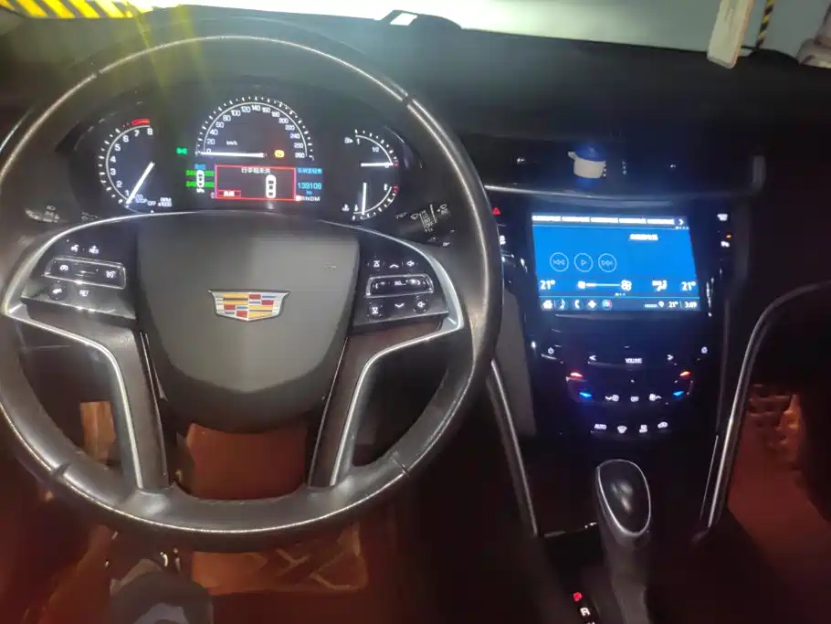 Cadillac XTS — миниатюра 12