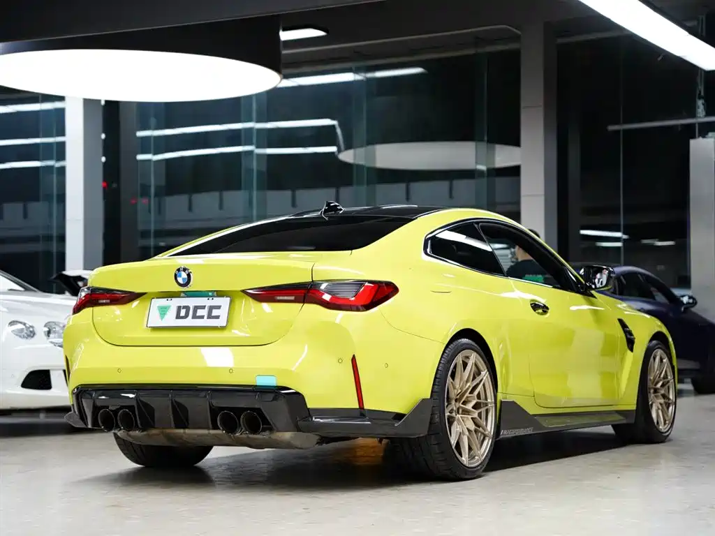 BMW M4 2021 M4
