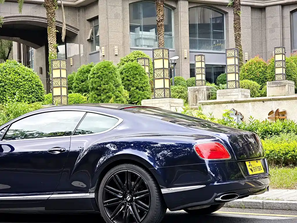 Bentley Continental — миниатюра 26