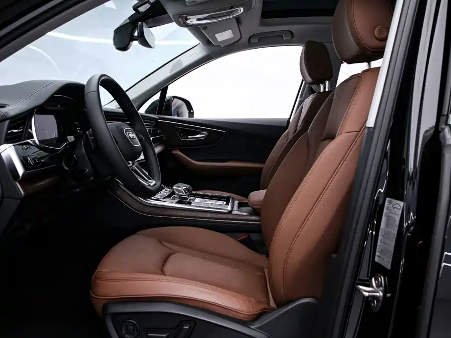 Audi Q7 — миниатюра 14
