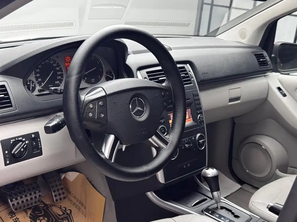 Mercedes-Benz B-Class B 2009 B 200 Fashion