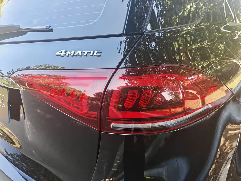 Mercedes-Benz GLE (Import) — миниатюра 12