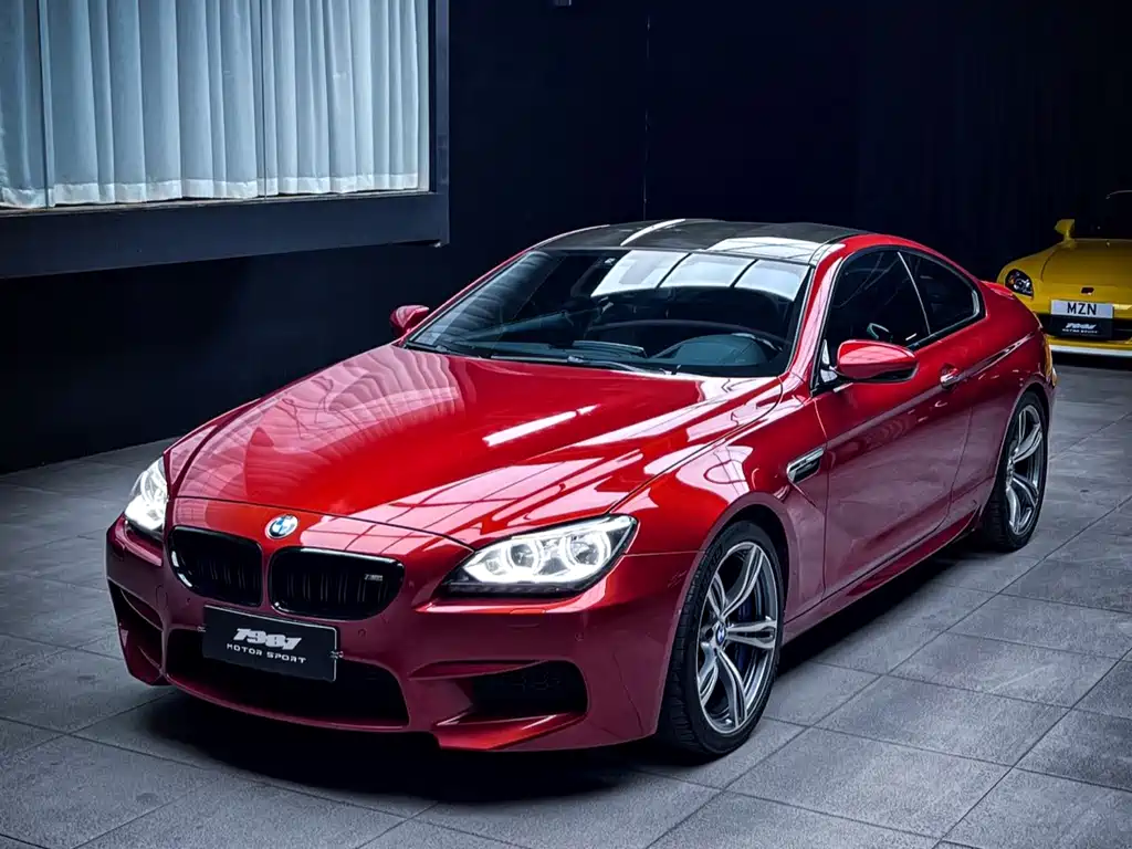 BMW M6 2012