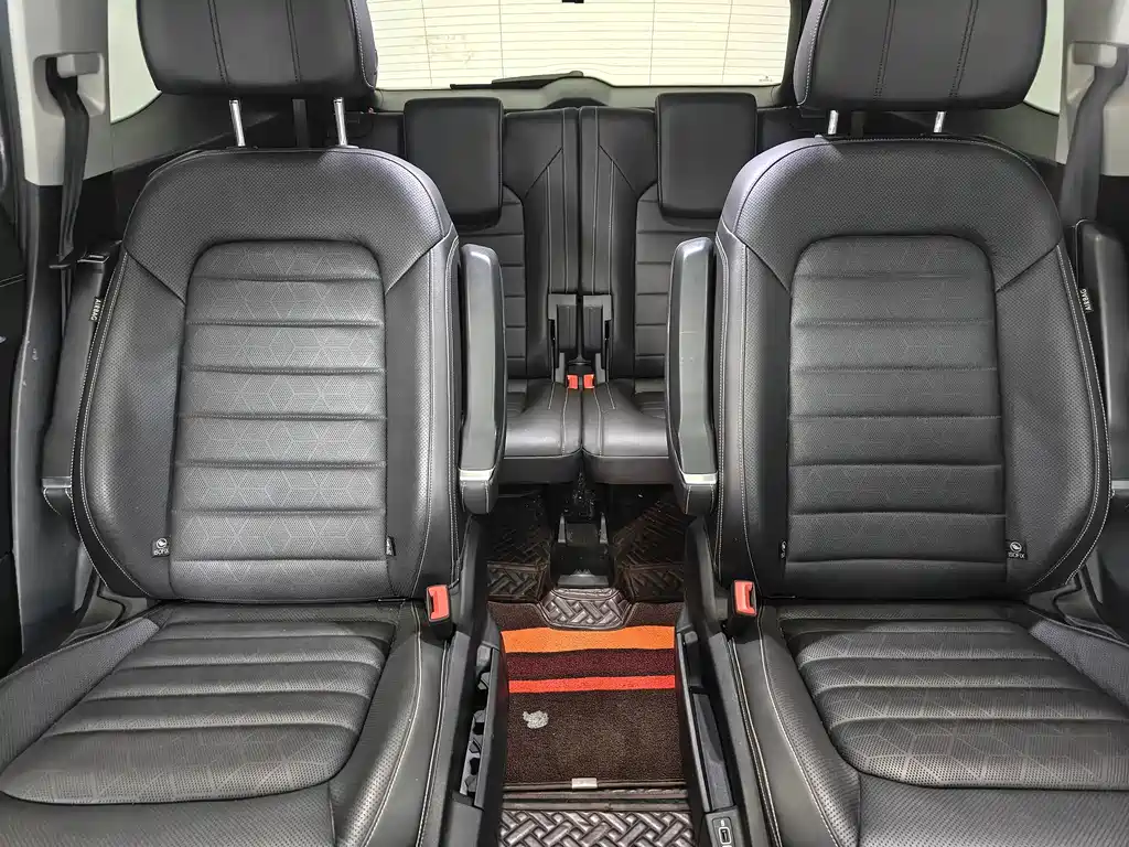 Volkswagen Talagon — миниатюра 14
