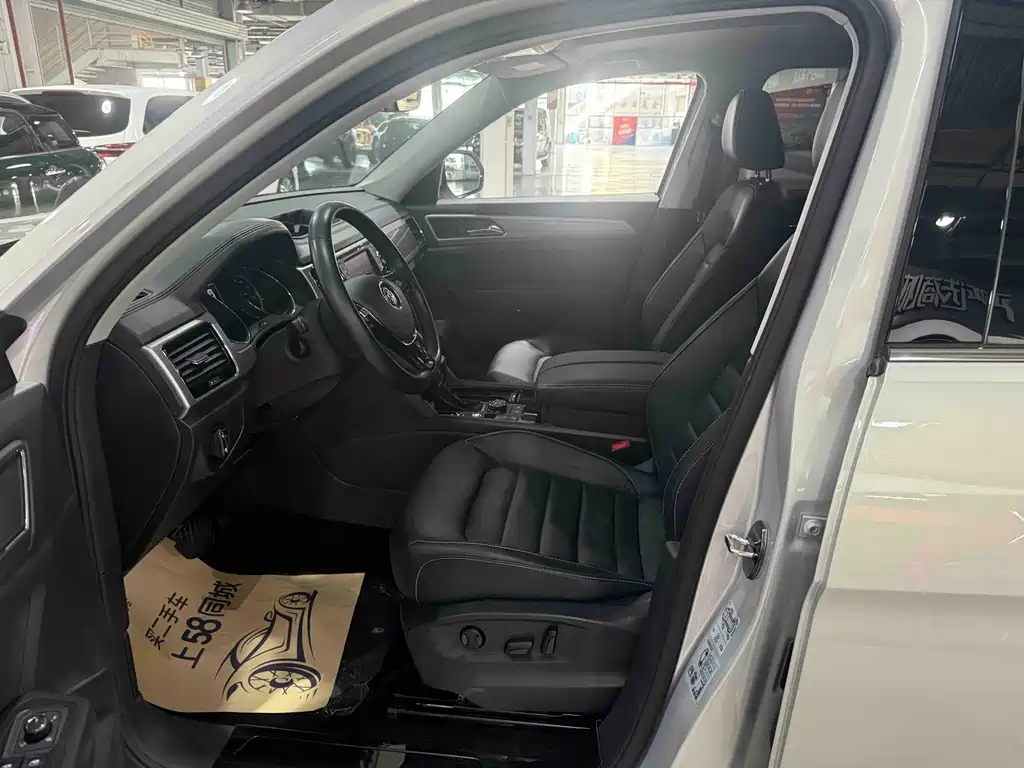 Volkswagen Teramont — миниатюра 5