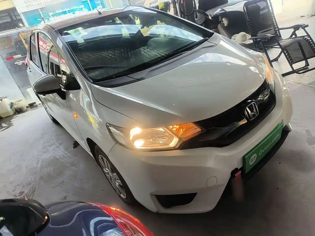Honda Fit — миниатюра 4