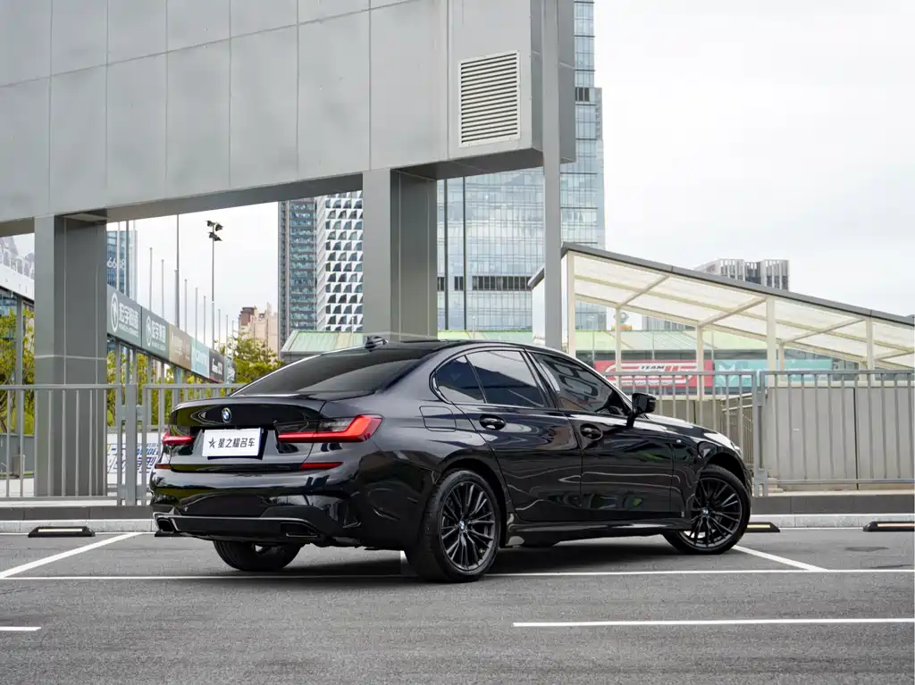 BMW 3 Series — миниатюра 6