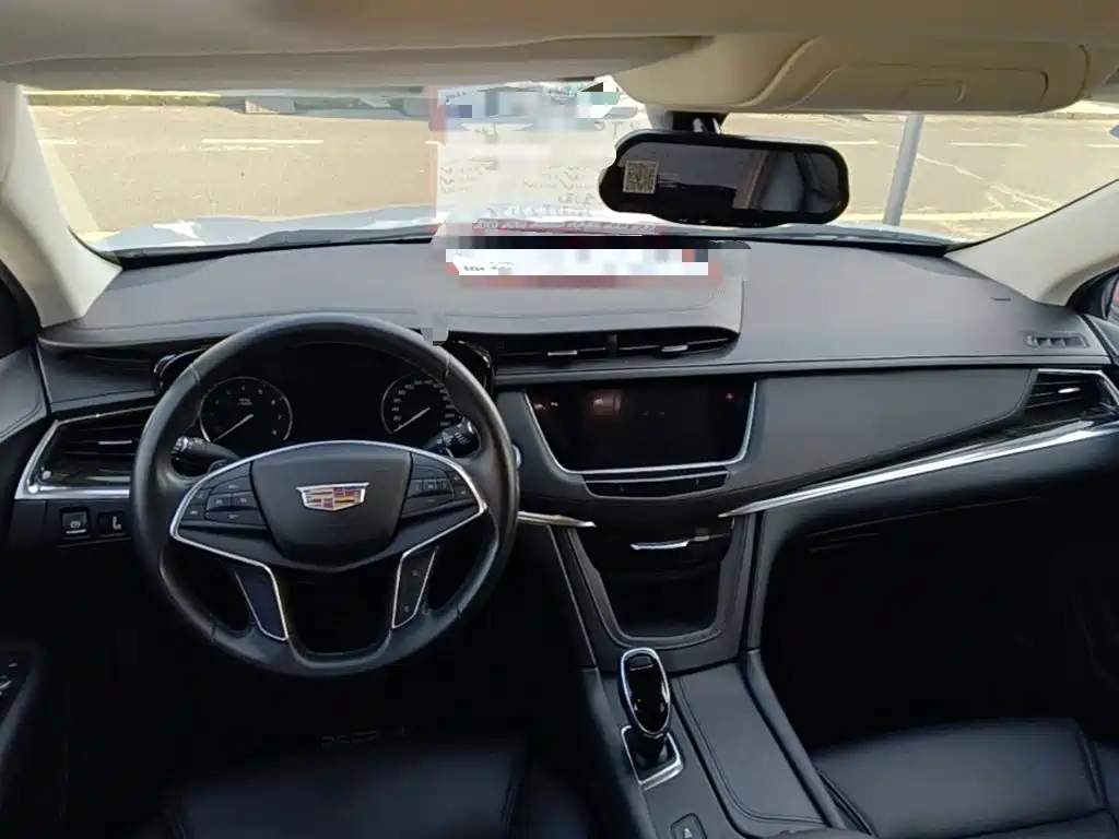 Cadillac XT5 — миниатюра 10