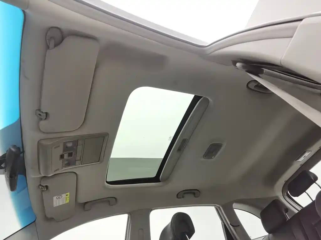 Chevrolet Captiva — миниатюра 14