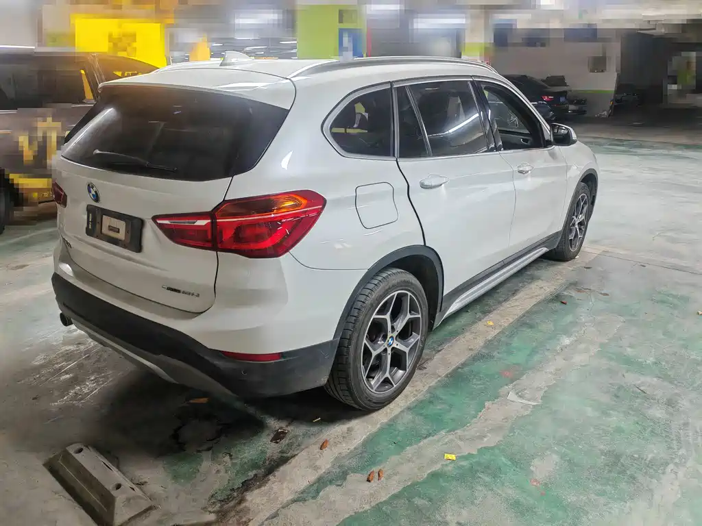 BMW X1 — миниатюра 10