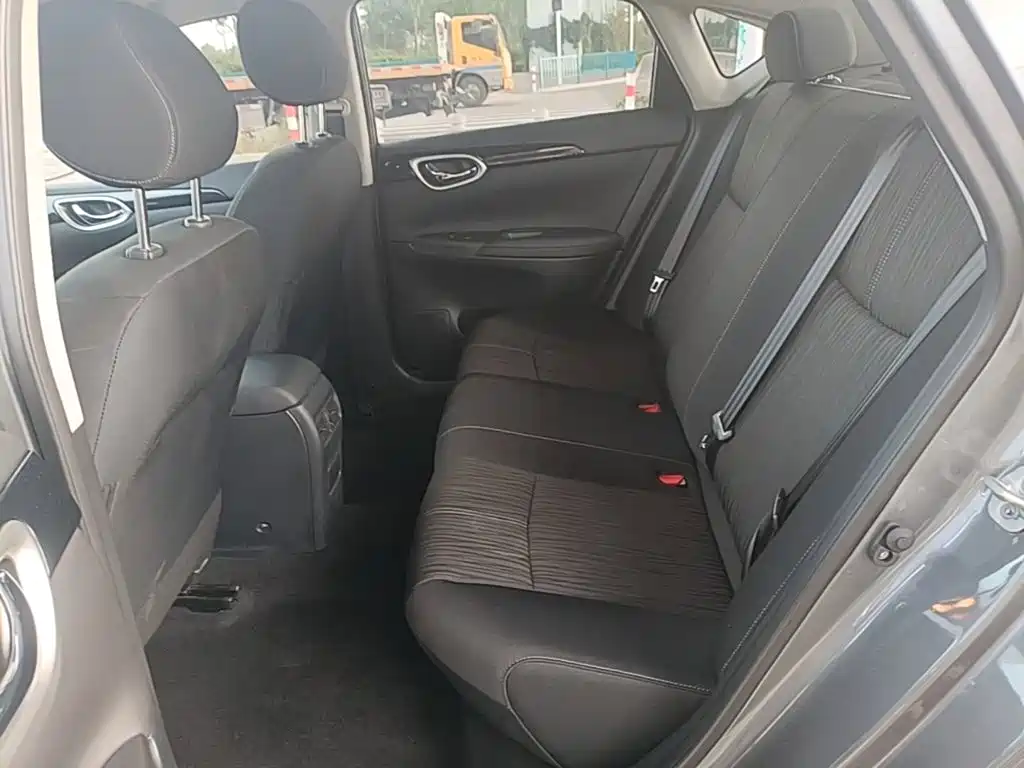 Nissan Sylphy — миниатюра 17
