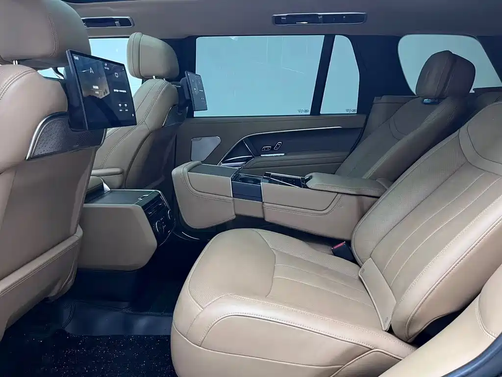 Land Rover Range Rover — миниатюра 9
