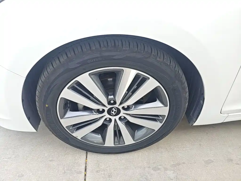 Hyundai Mistra — миниатюра 23