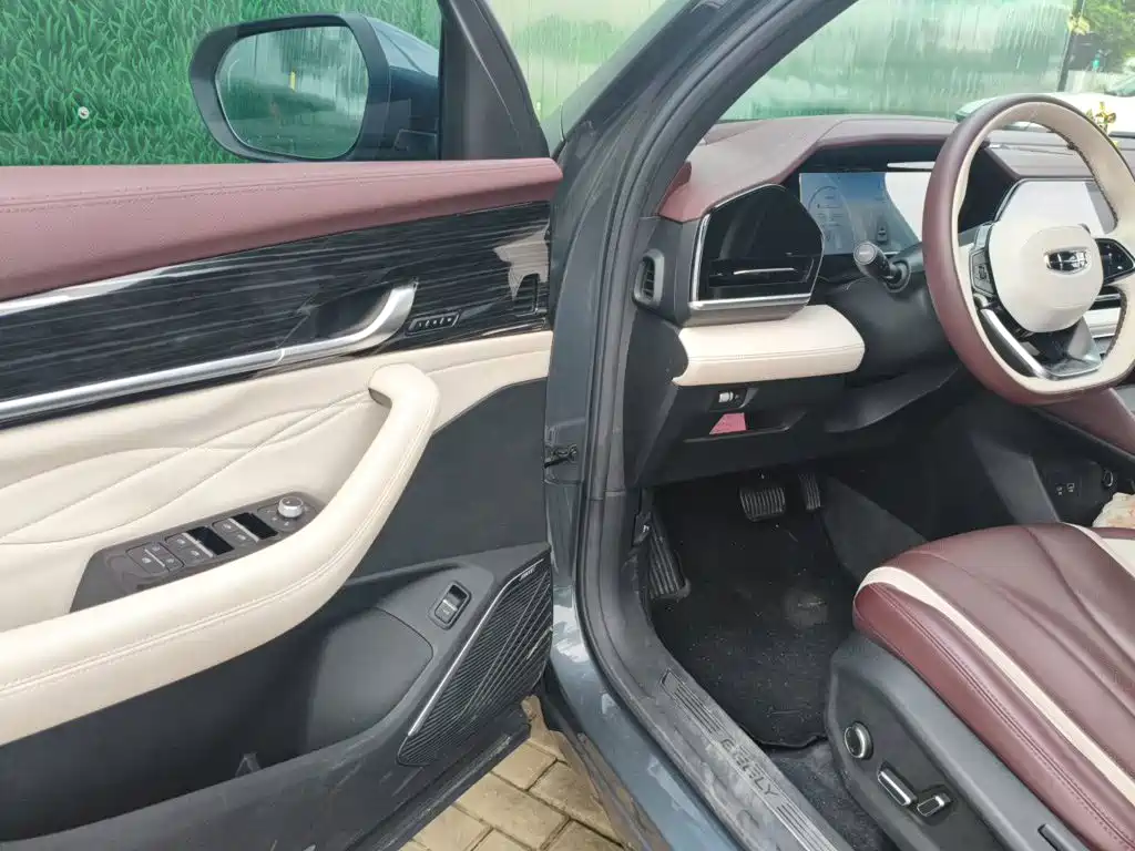 Geely Xingyue L — миниатюра 14