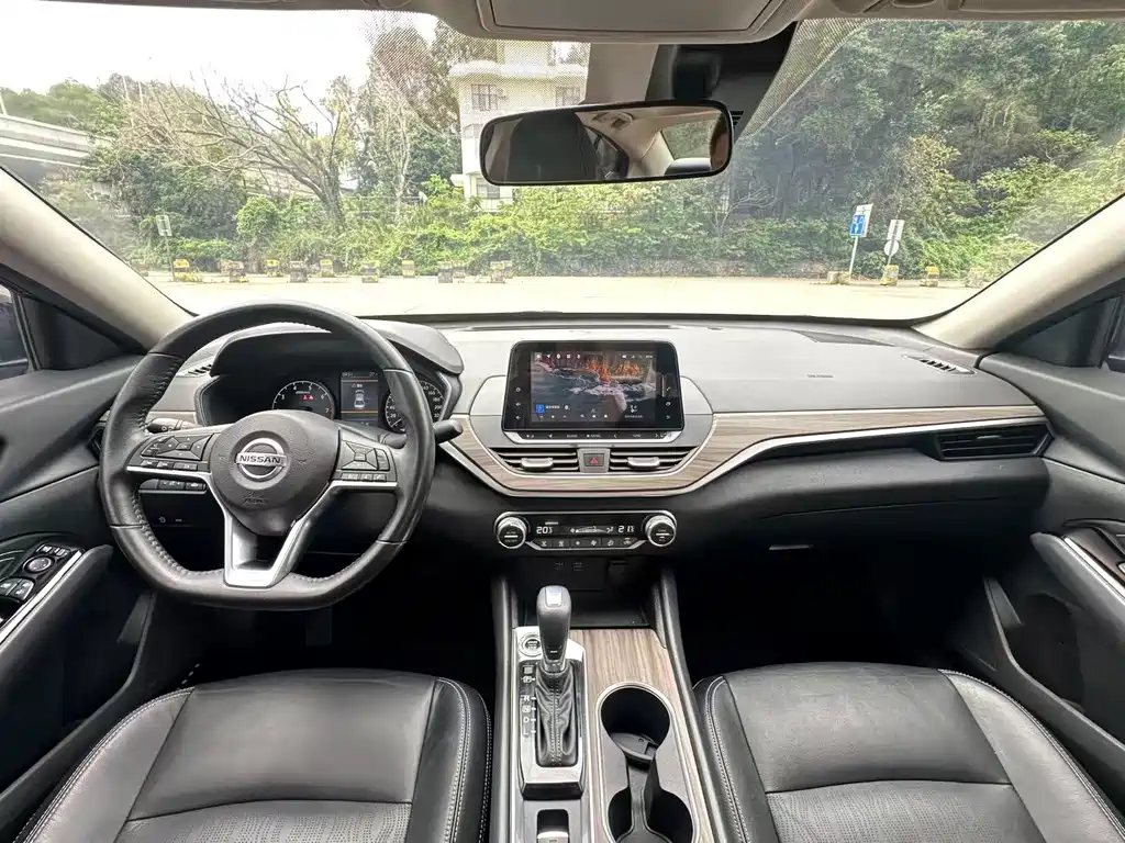 Nissan Teana — миниатюра 5