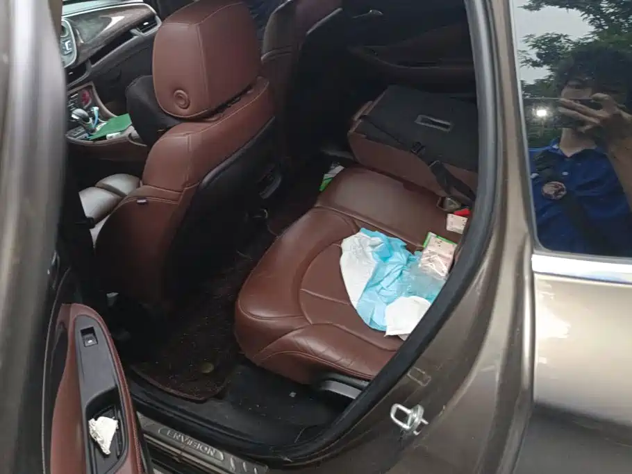 Buick Envision Plus — миниатюра 11
