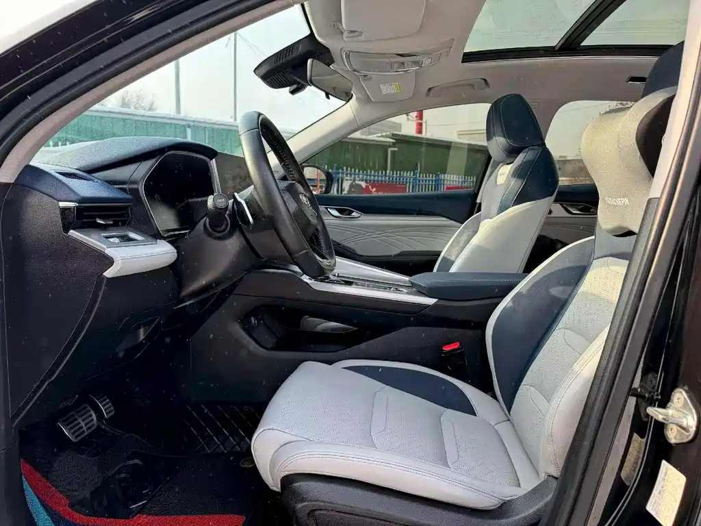 GEELY AUTOMOBILE XINGRUI