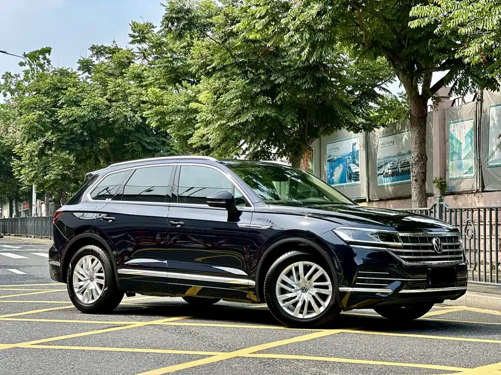 Volkswagen Touareg 2021 2.0TSI