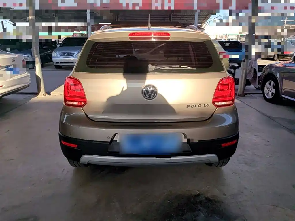 Volkswagen Polo — миниатюра 6