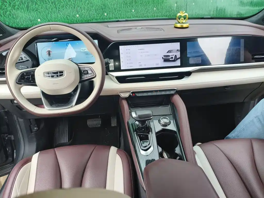 Geely Xingyue L — миниатюра 13