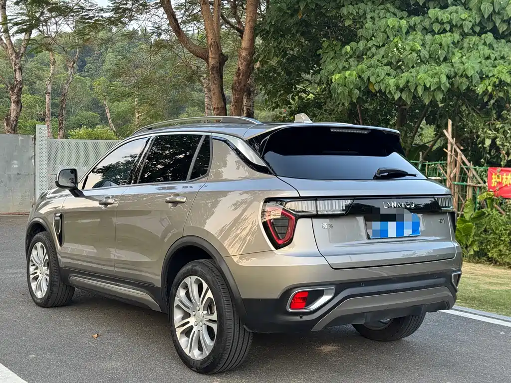 Lynk & Co 01 — миниатюра 7