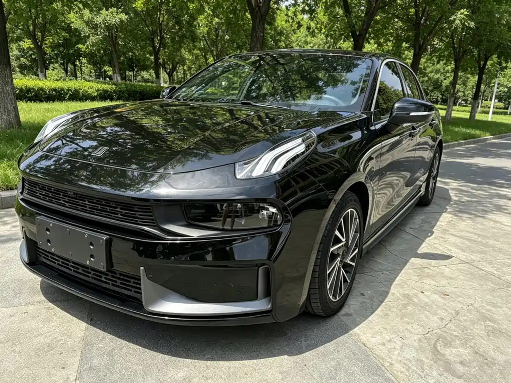 Lynk & Co 03 2022