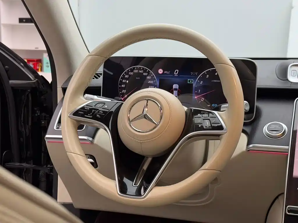 Mercedes-Benz S-Class — миниатюра 14