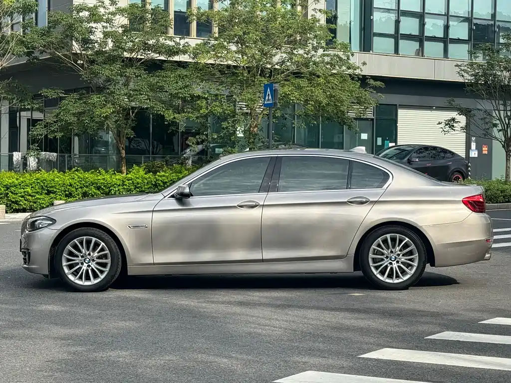 BMW 5 Series 5 2014 525Li Luxury