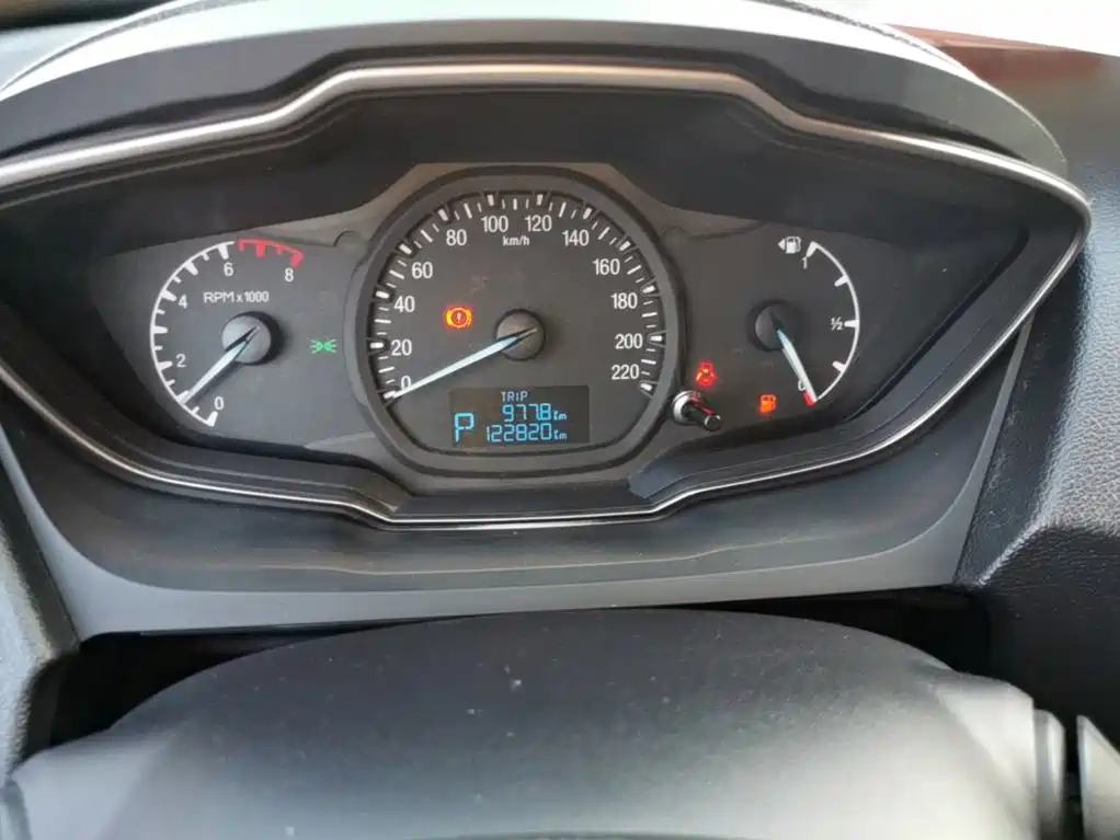 Ford Escort — миниатюра 12